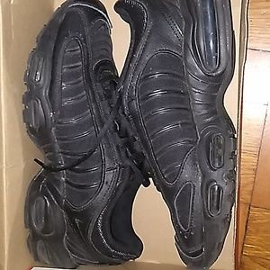 Nike Air Max Tailwind Triple black